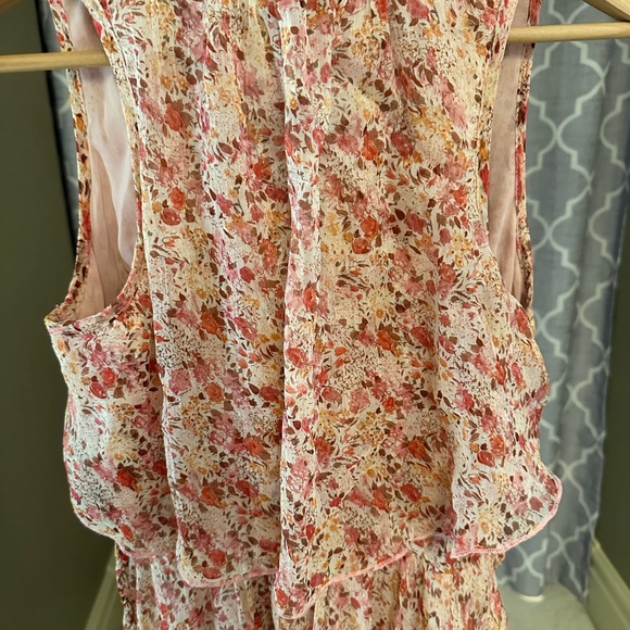 Lux Pink and Cream Floral Top - Picture 8 of 10